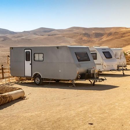 Kfar Hanokdim - Glamping & Camping Arad Eksteriør bilde