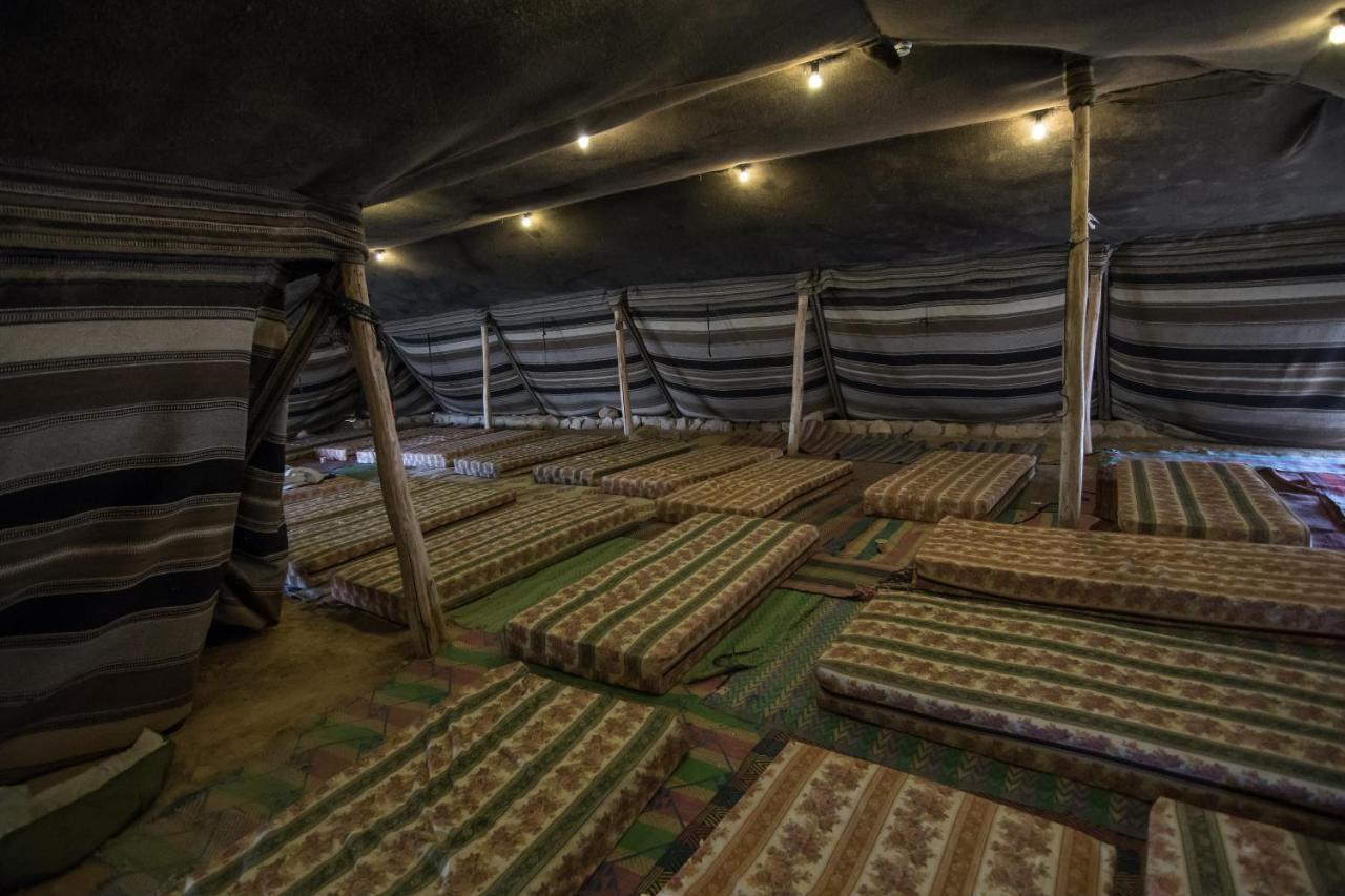 Kfar Hanokdim - Glamping & Camping Arad Eksteriør bilde