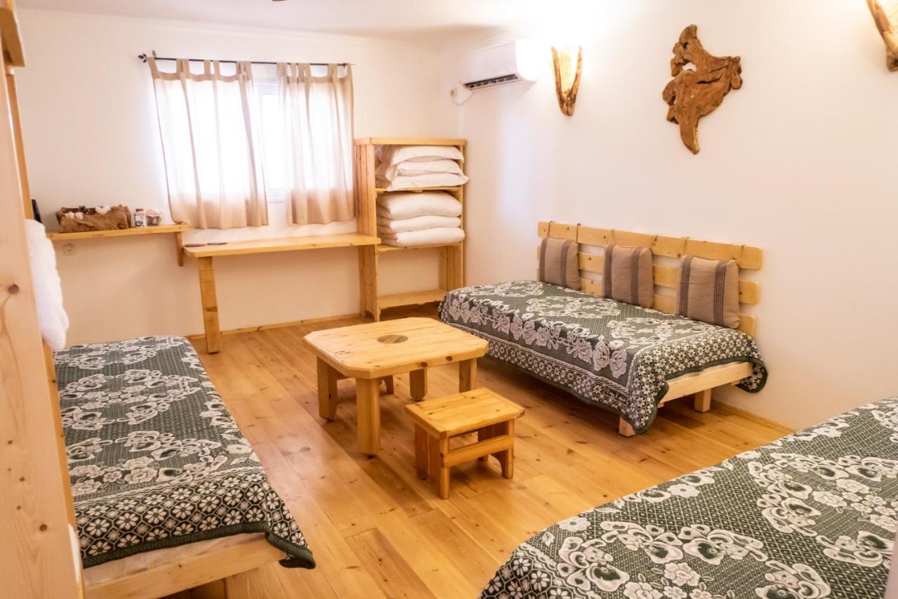 Kfar Hanokdim - Glamping & Camping Arad Eksteriør bilde