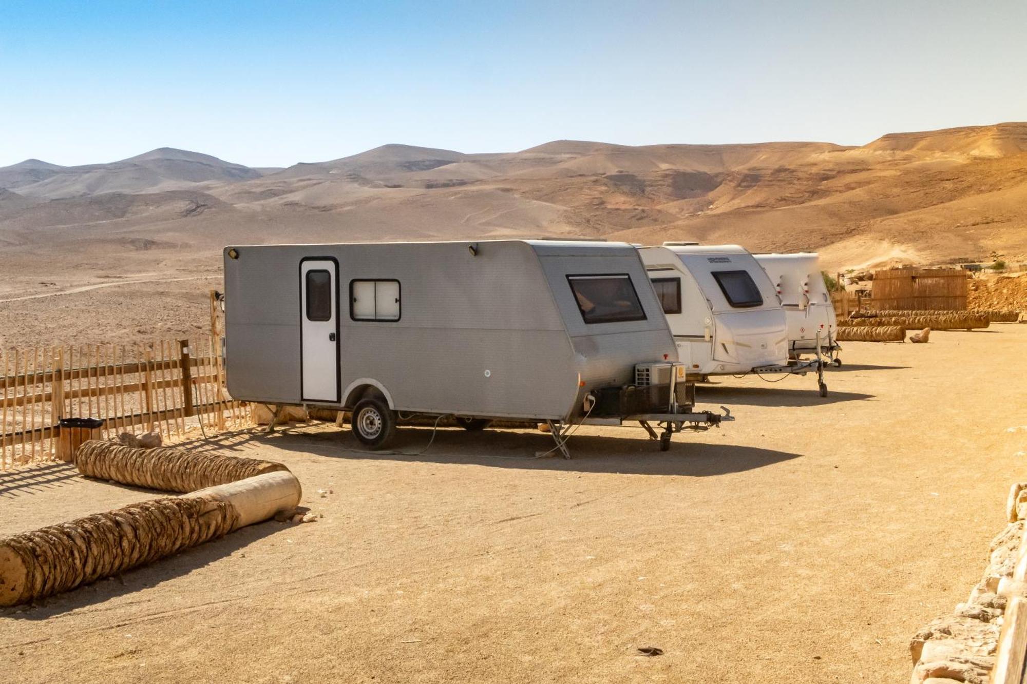 Kfar Hanokdim - Glamping & Camping Arad Eksteriør bilde
