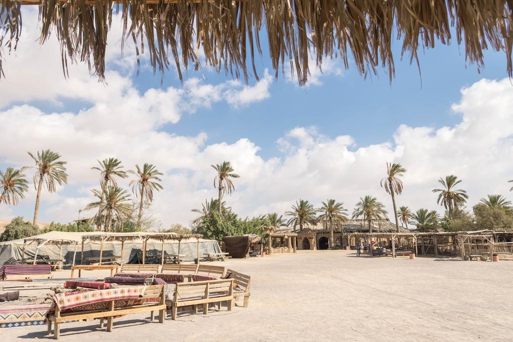 Kfar Hanokdim - Glamping & Camping Arad Eksteriør bilde