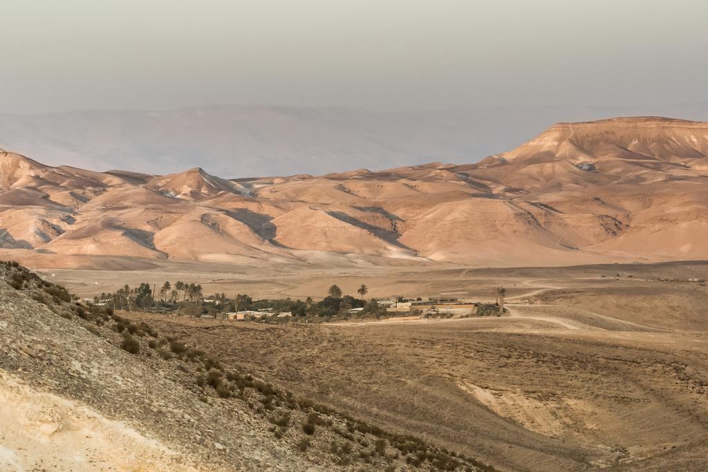 Kfar Hanokdim - Glamping & Camping Arad Eksteriør bilde